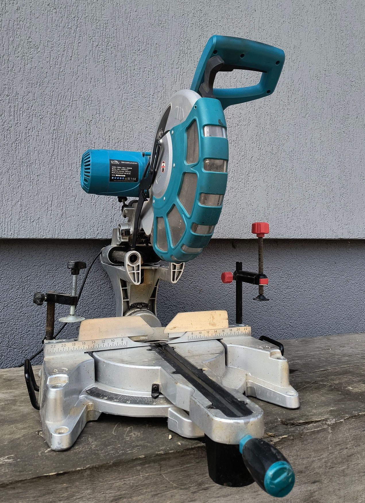 Piła Ukośnica do drewna i Profili aluminiowych VANDER