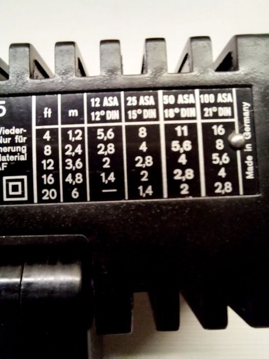 Lampa Revue 2315 halogen reflektor led 230 ręczny