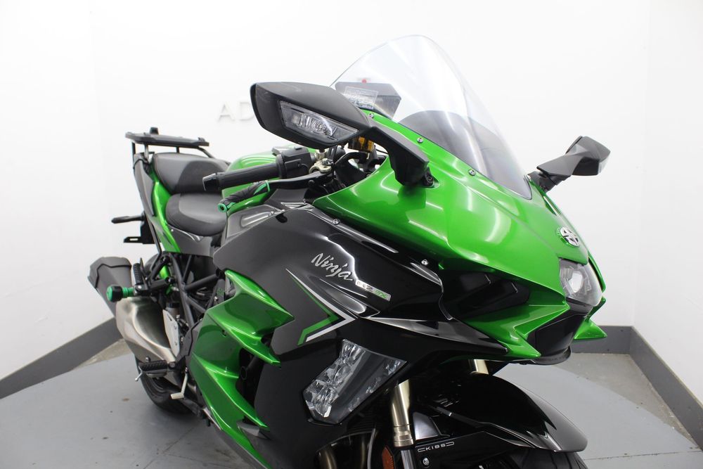 Kawasaki Ninja H2 SX