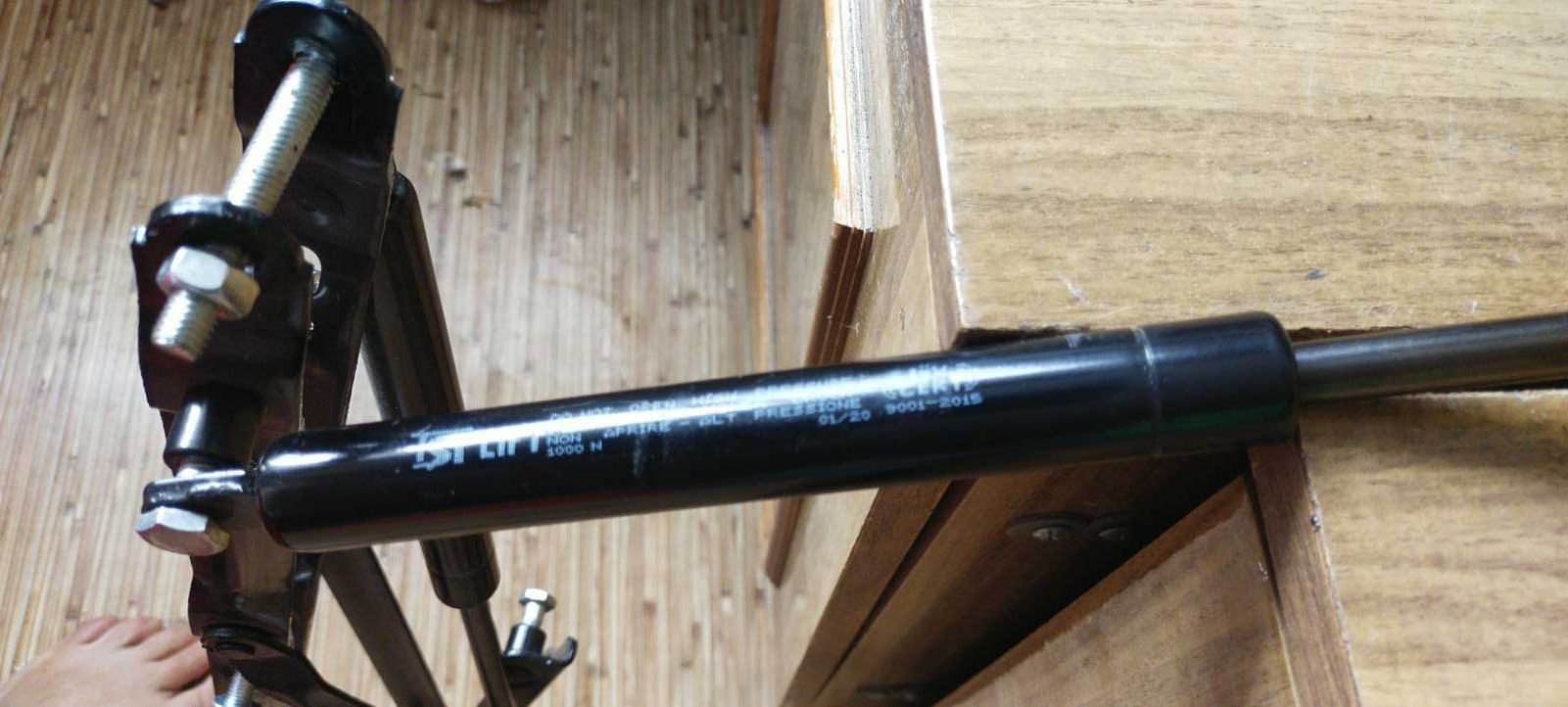 Новий підьйомний механізм. Газліфт. Амортізатор