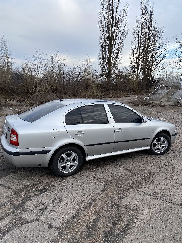 Skoda Octavia Tour Шкода Октавія Тур