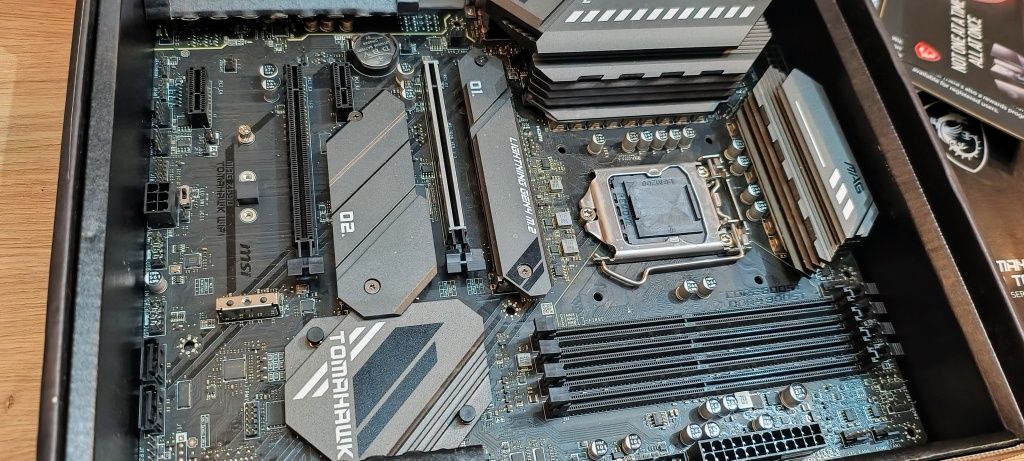 MSI Z590 Tomahawk uszk