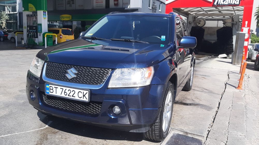Suzuki Grand Vitara 2011, avtomat,  2.4.
