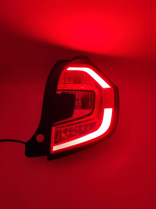 RENAULT TWINGO 3 III Lift 18- Lampa Tylna Prawa LED Reflektor Tył EU
