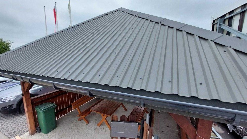 Blacha Trapezowa Grafit MAt RAL 7025 BLACHY Trapezowe Blacha na DACH