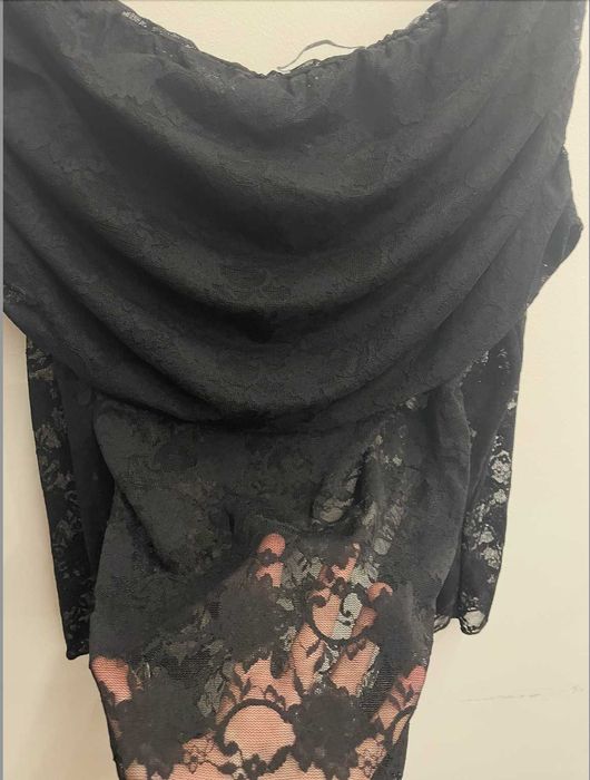 18+  Super Sexy Blouse with Open Shoulders