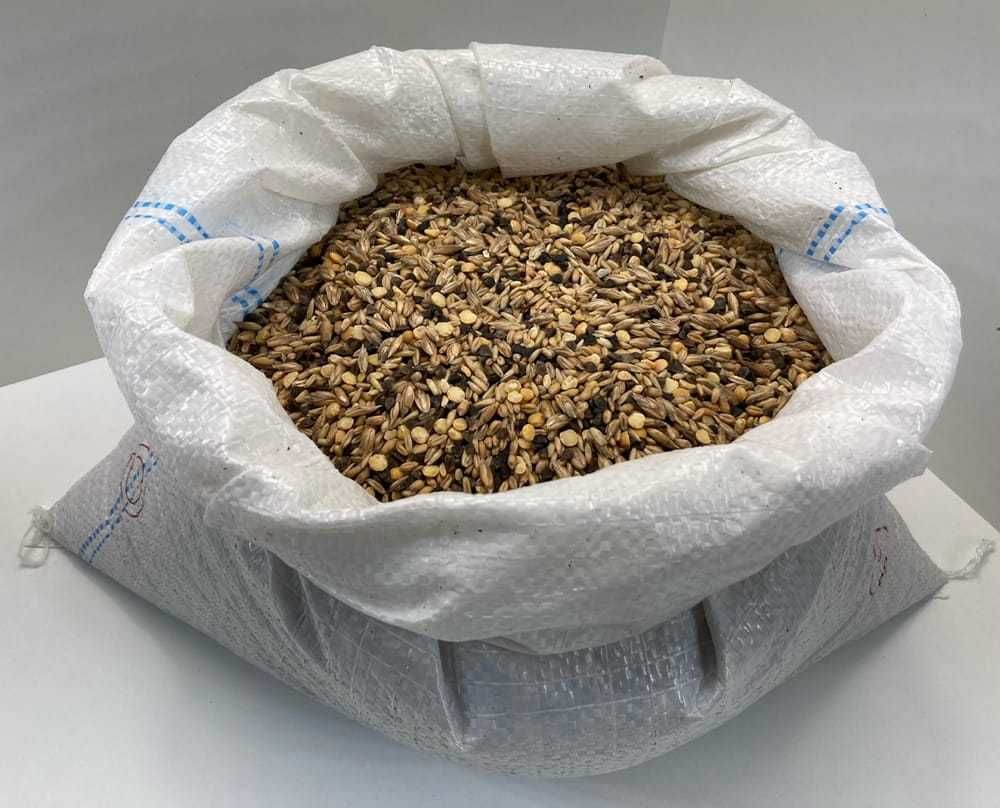 Mieszanka Zbożowa dla Gołębi z Orkiszem i Gryką 20 KG