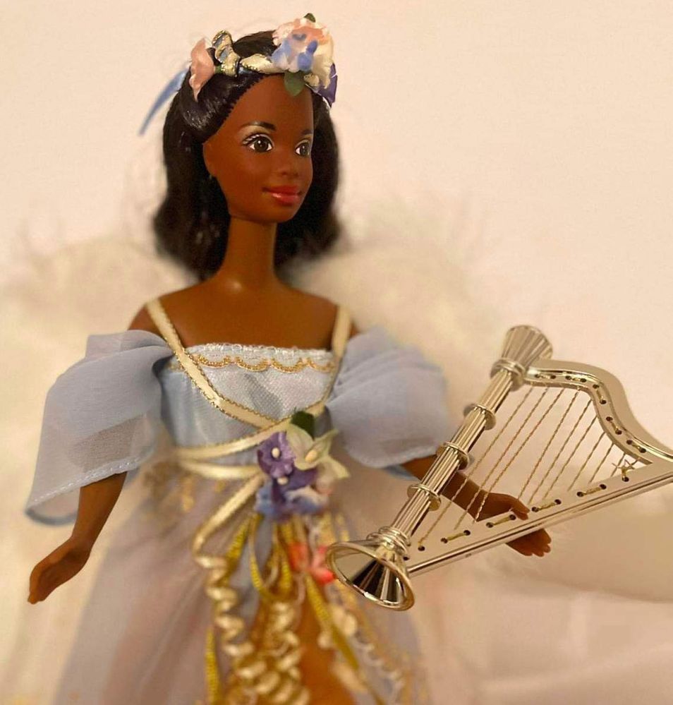 Lalka Barbie seria Harpist Angel Angels of Music African American 1997