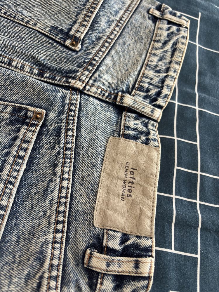 Mom jeans, Lefties, tamanho 36