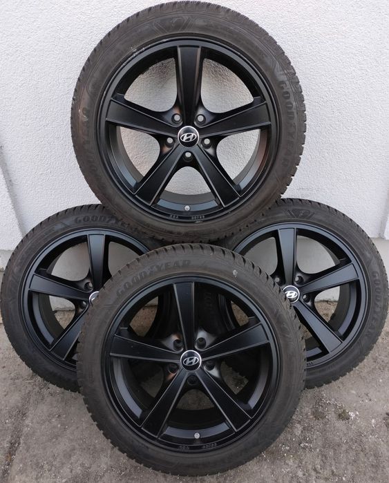 Felgi z oponami zimowymi Hyundai Kona I40 8x18 ET35 5x114,3