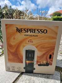 Maquina Nespresso Vertuo Plus