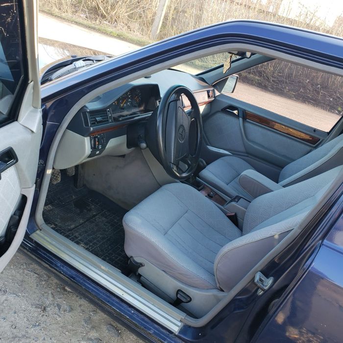 Mercedes Benz w124 250D МЕРСЕДЕС 1995 рестайлінг