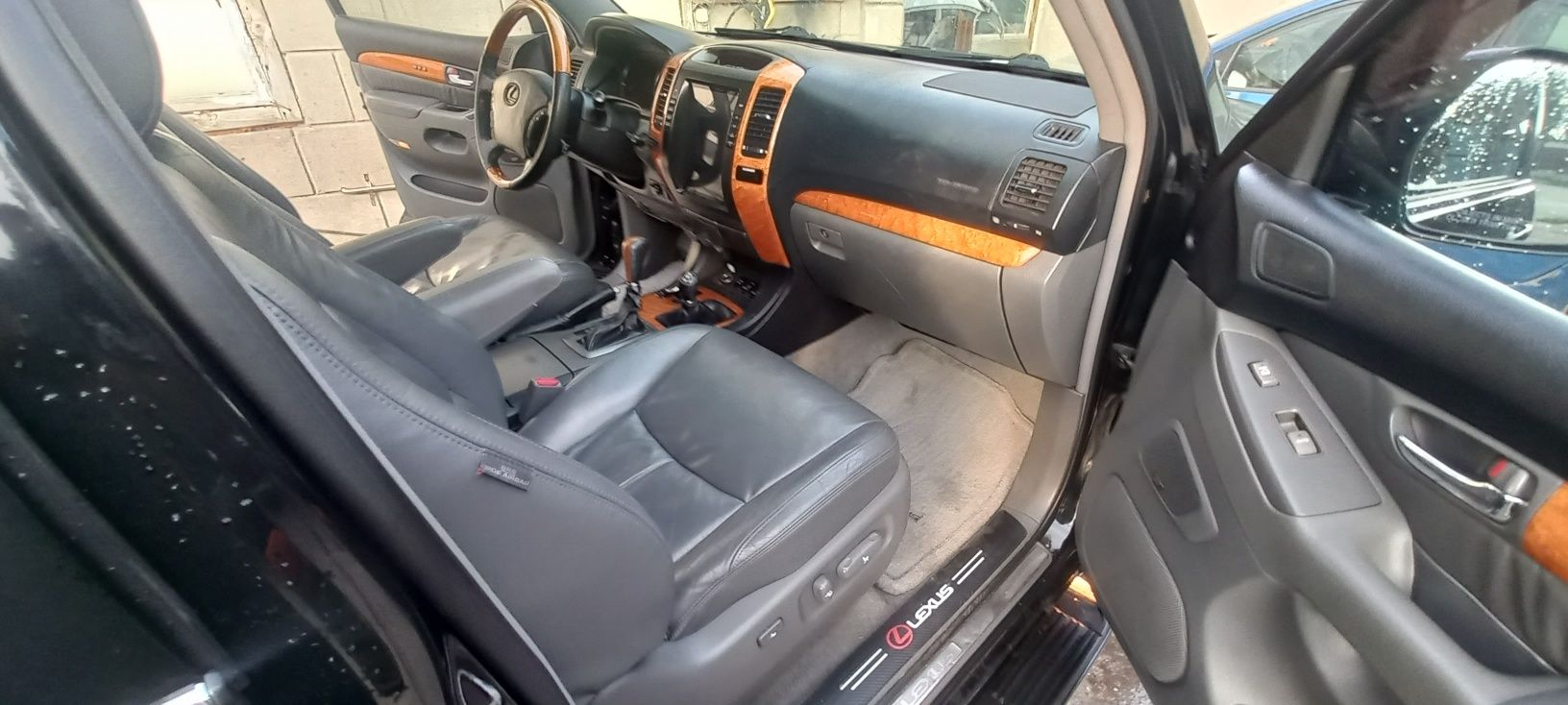 Лексус gx470 2005