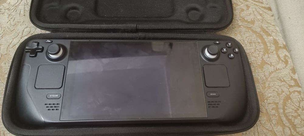 Продам steam deck LCD 64gb +256