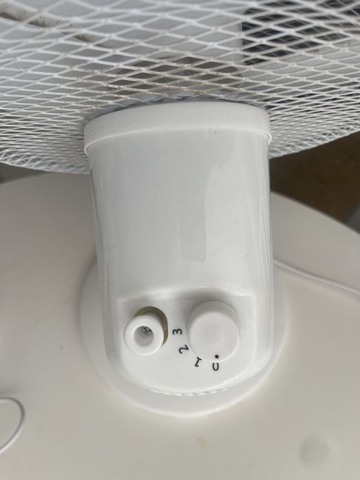 Ventoinhas Mesa Tristar 40cm - 4w - 3 Velocidades