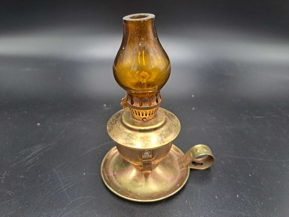 Lampa naftowa ścienna kaganek Castel Brand Hong Kong no 103