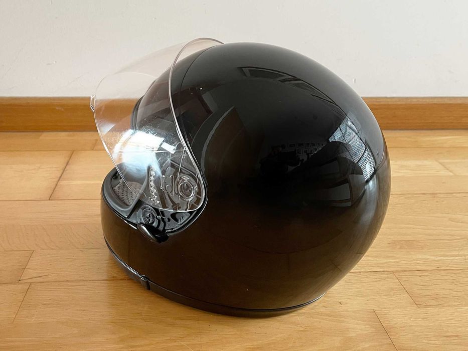 Capacete Shoei RF700