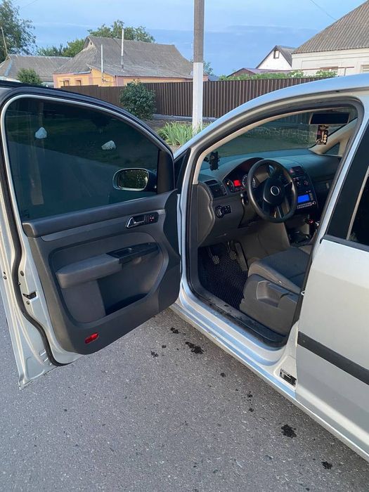 volkswagen touran 2003