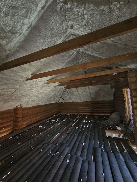 Утеплення Пінопоілуретаном Піною (ППУ) МАнсадів, перекриття, ангарів