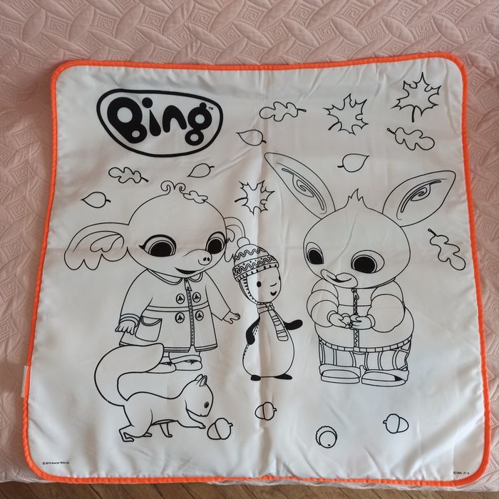 Килимок для розмальовки Bing Bunny 70 х 70 см