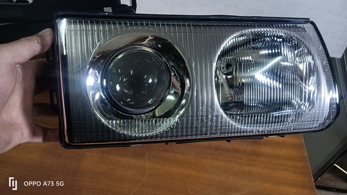 Farol Mitsubishi L300 ótica 1993
