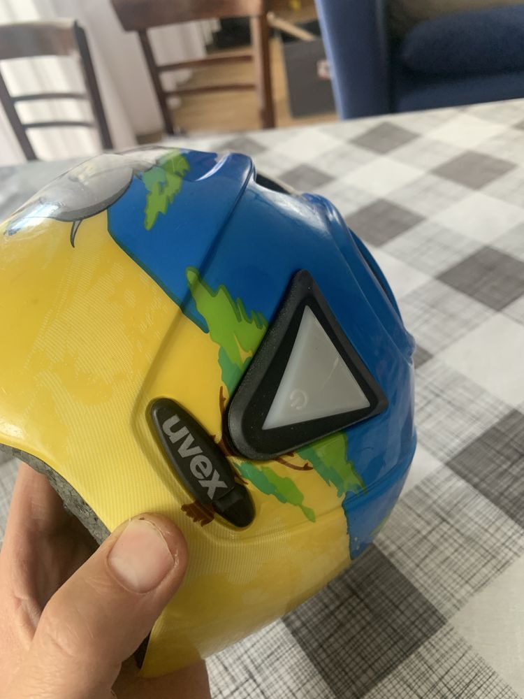 Kask dziecięcy UVEX i ochraniacze psi patrol 47-52cm lampka w kasku