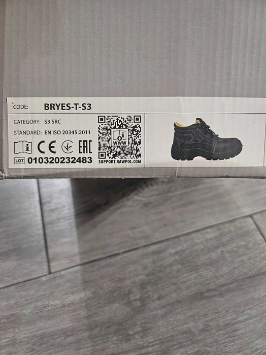 Buty antyprzekłuciowe Rejs roz. 40 NOWE
