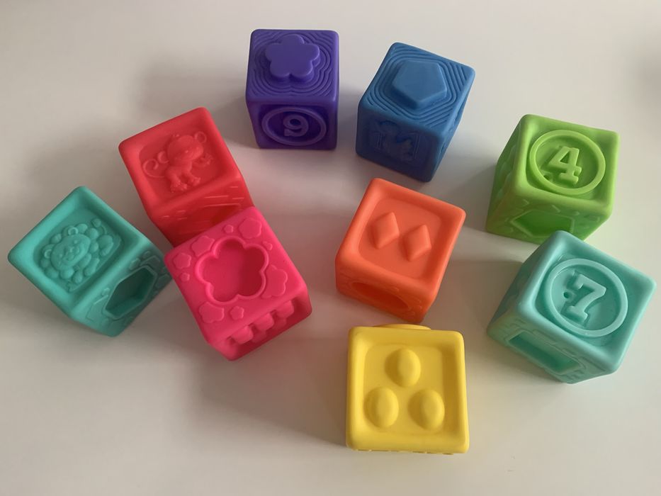 Klocki gumowe SMIKI sensoryczne + klocki drewniane