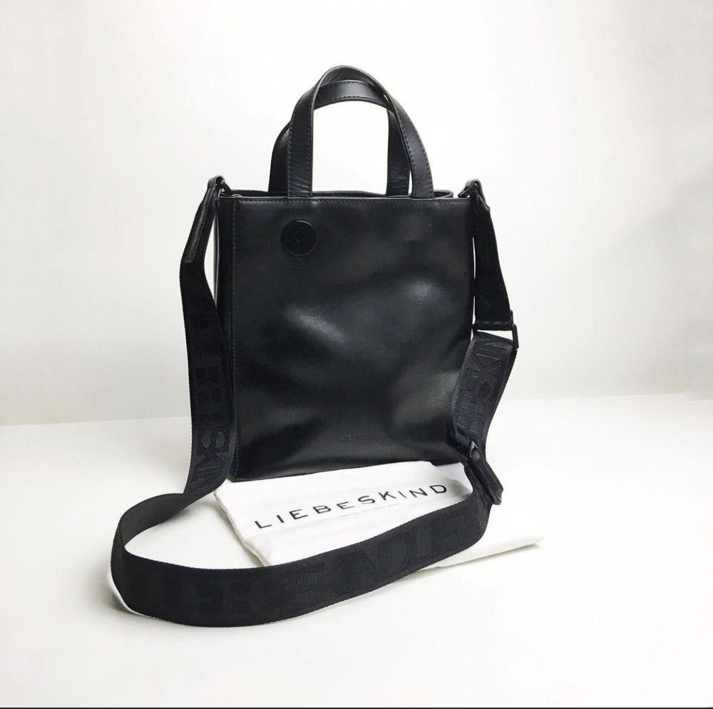 сумочка LIEBESKIND BERLIN Carter Paper Bag Tote M Black Оригінал