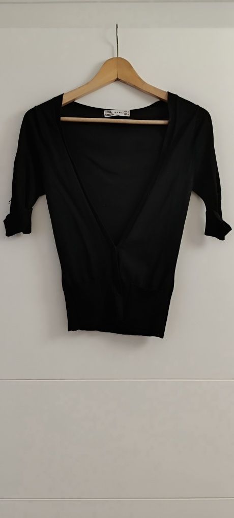 Casaco preto tamanho S de manga curta. Usado. Marca Zara.
