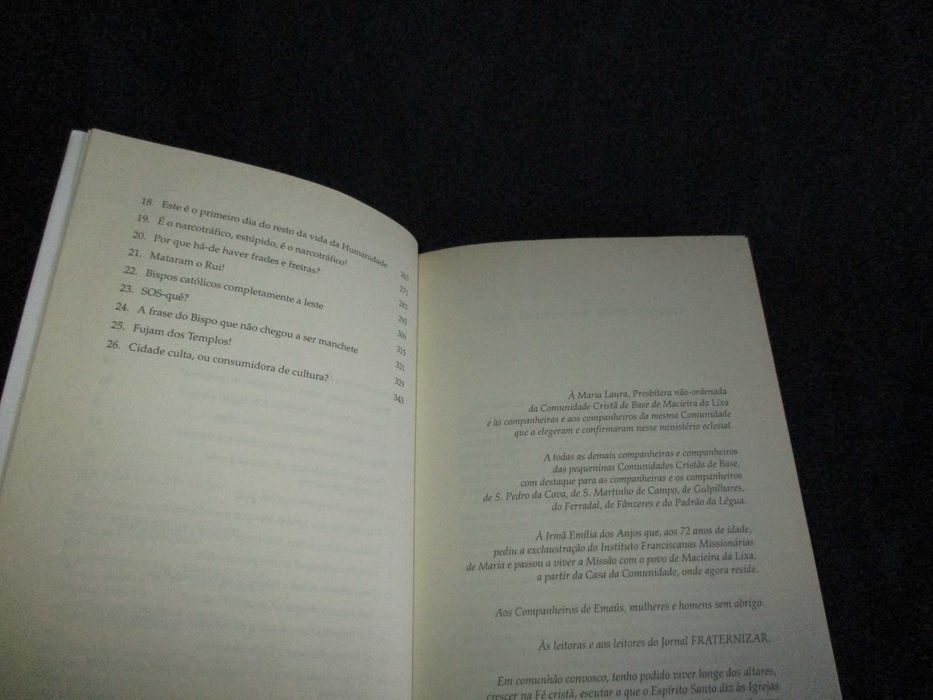 Livro Que fazer com esta igreja? Padre Mário Oliveira