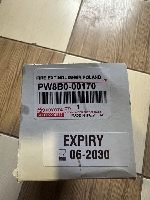 Вогнегасник toyota/lexus,2030рік,PW8B0-00170