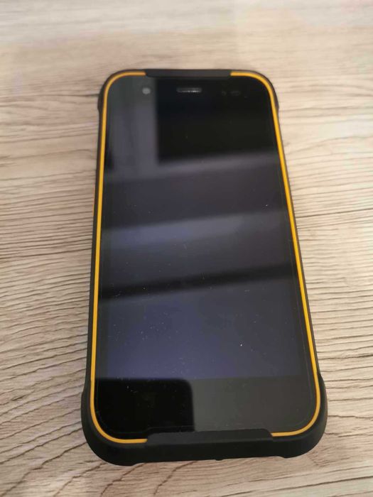 Telefon smartfon HAMMER PROFESSIONAL z czytnikiem kodów szkło ochronne