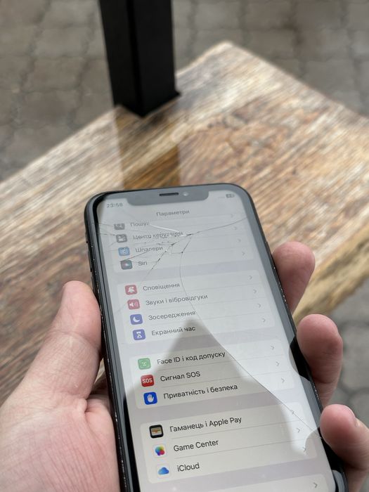 Apple iPhone XR 64GB Black