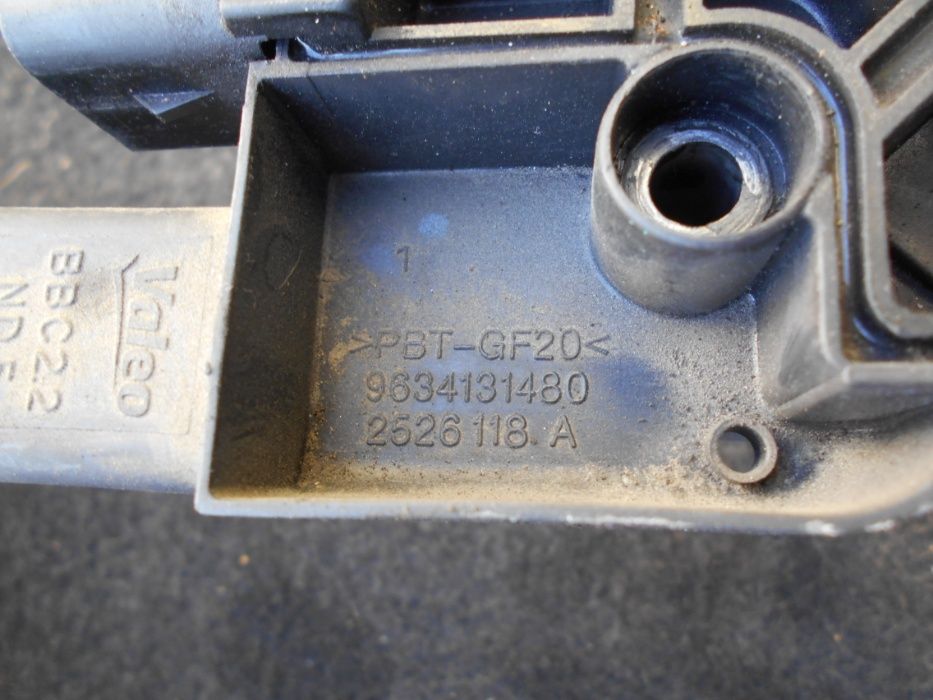 citroen C5 1.8 2.0 16v cewka zapłonowa xsara 9634.131480 valeo