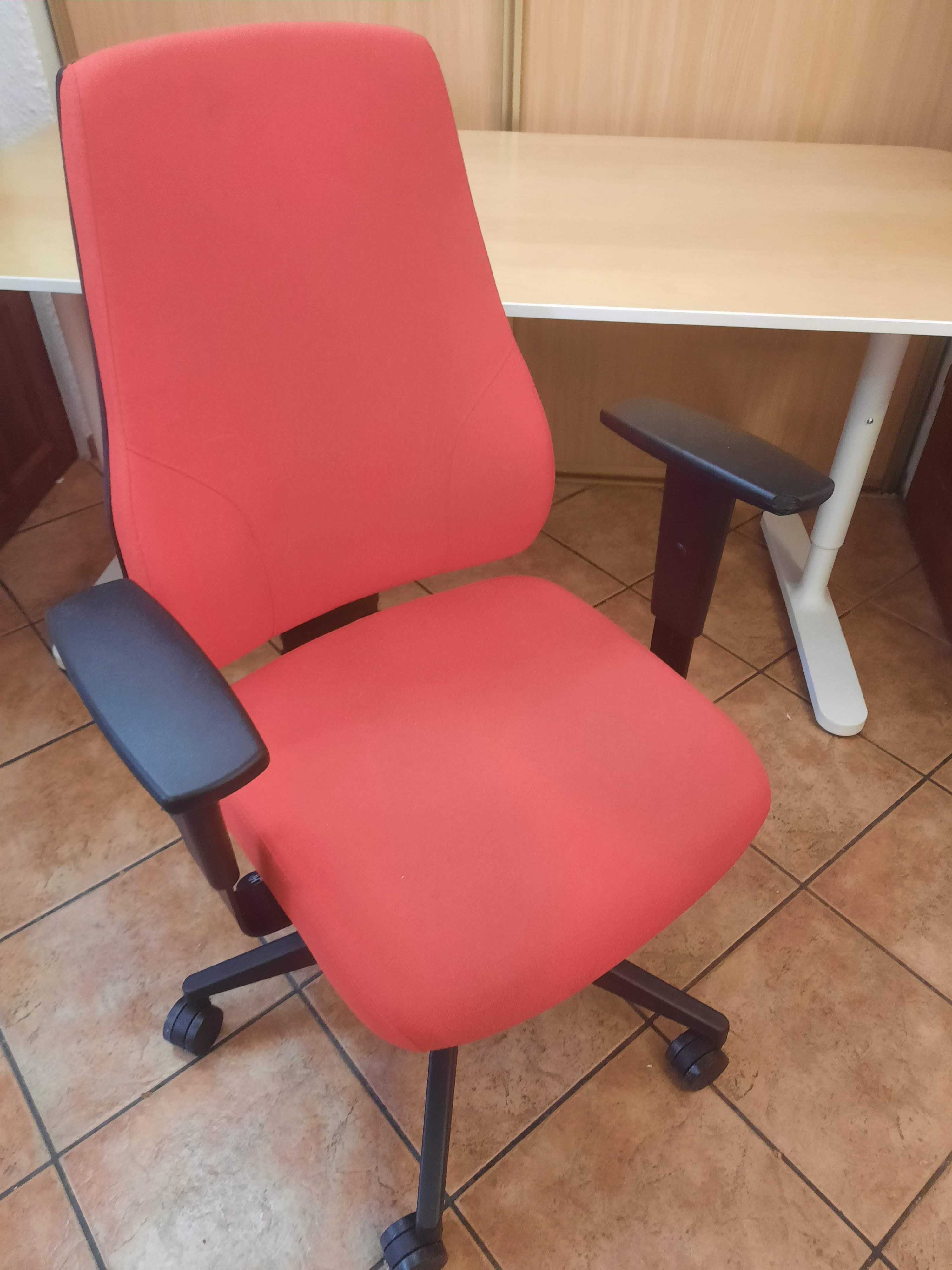 Profesjonalne krzesło biurowe obrotowe ergonomiczne HjH Office Mathes