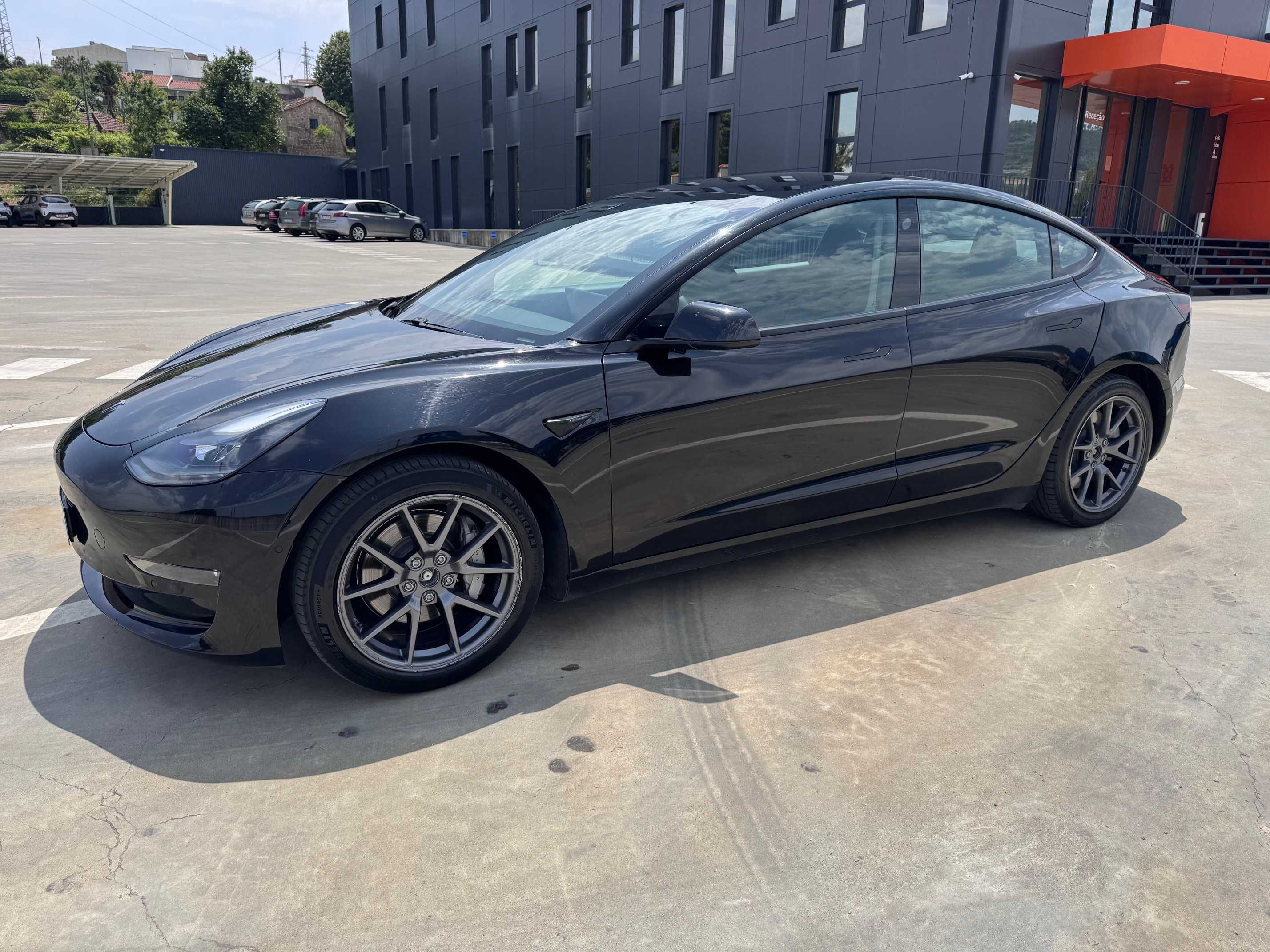 Tesla Model 3 Dual motor long range