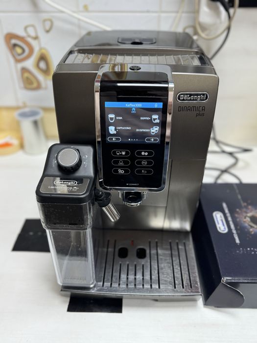Зернова кавоварка Delonghi Dinamica + 2021 2022 рік