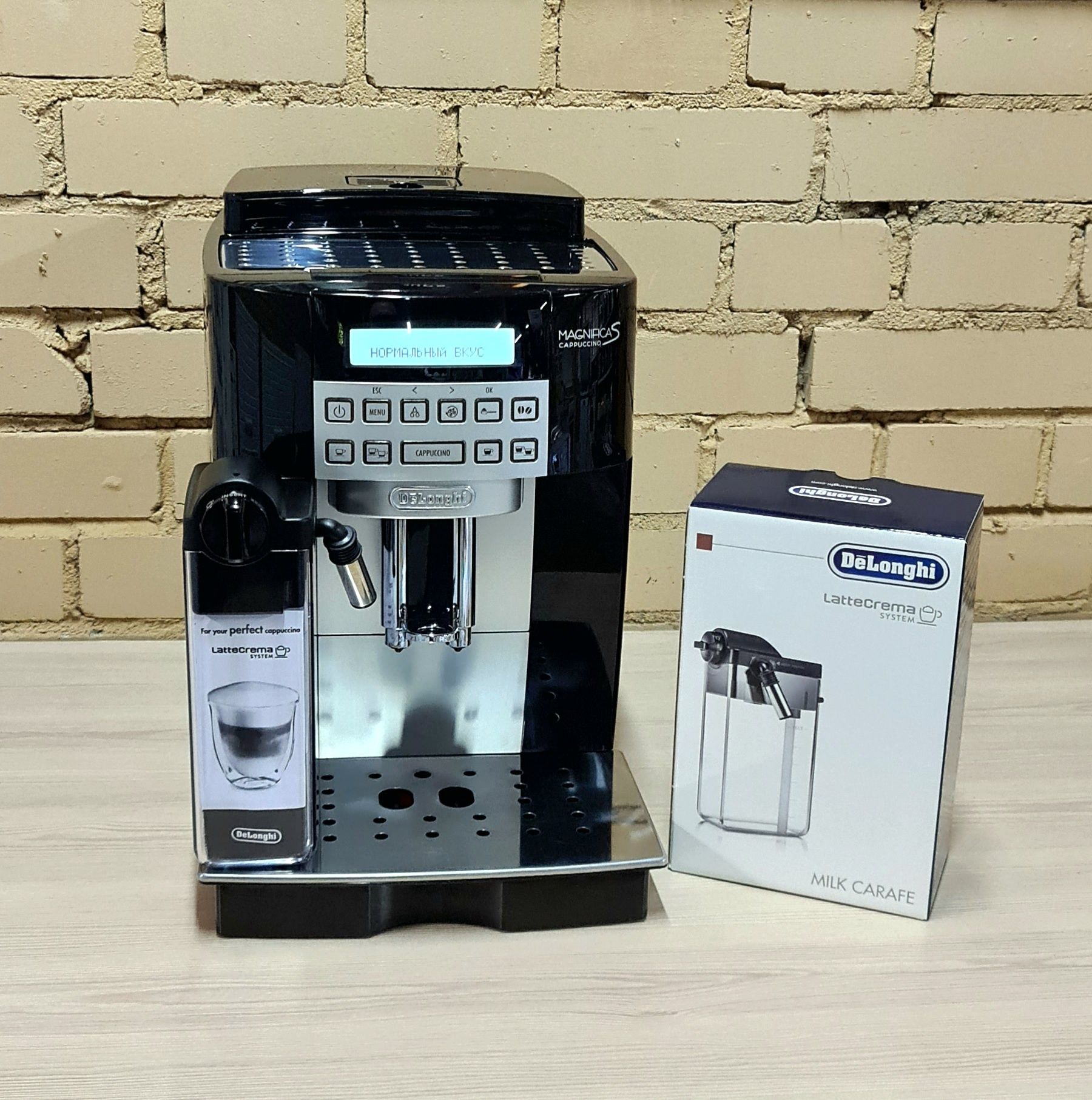 Кофемашина Delonghi ,Saeco.Италия .Гарантия