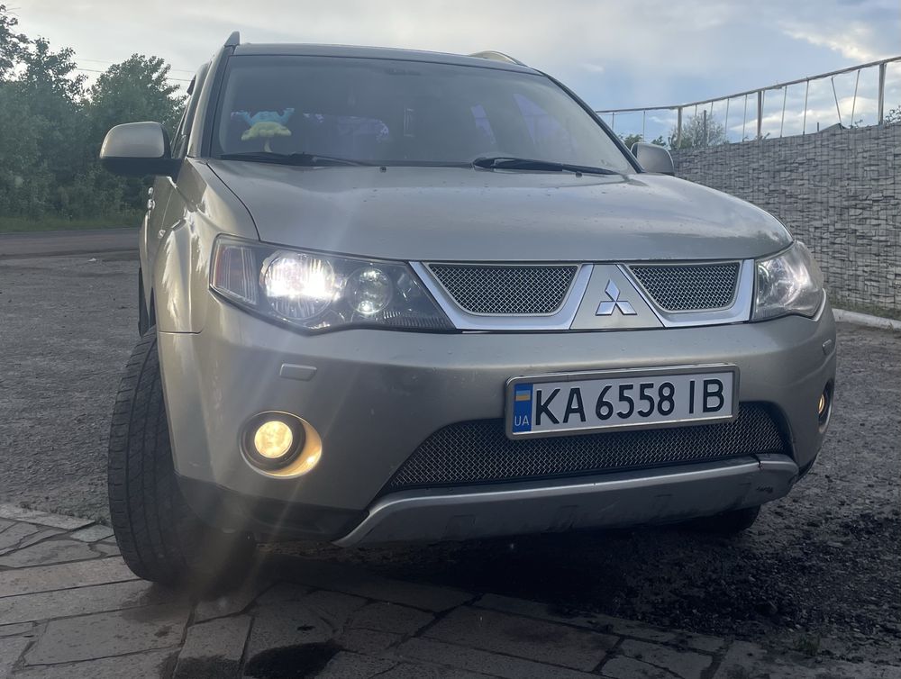 Mitsubishi Outlander 2008