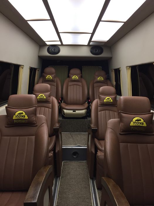 Обшивка салона авто Обшивка сидений Переоборудование микроавтобусов