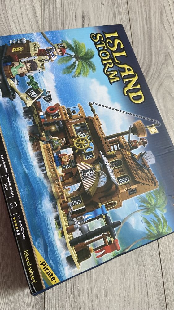 Конструктор ISLAND storm Піратський корабль 675 деталей