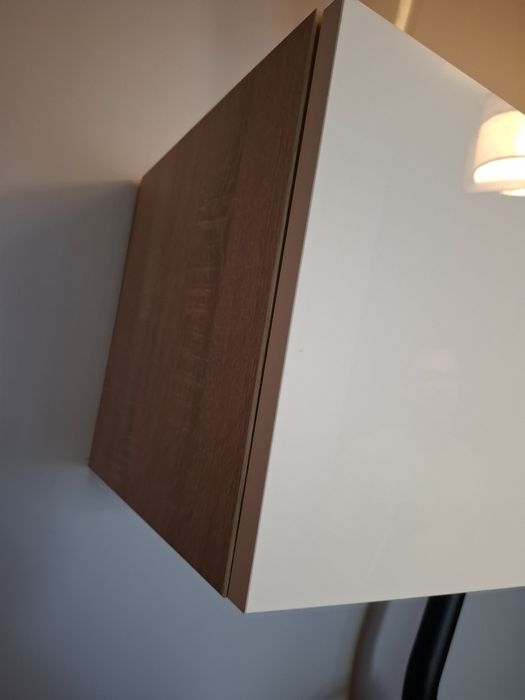 Półka wisząca połysk biała