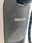 Stacja do prasowania - Miele B 2847.