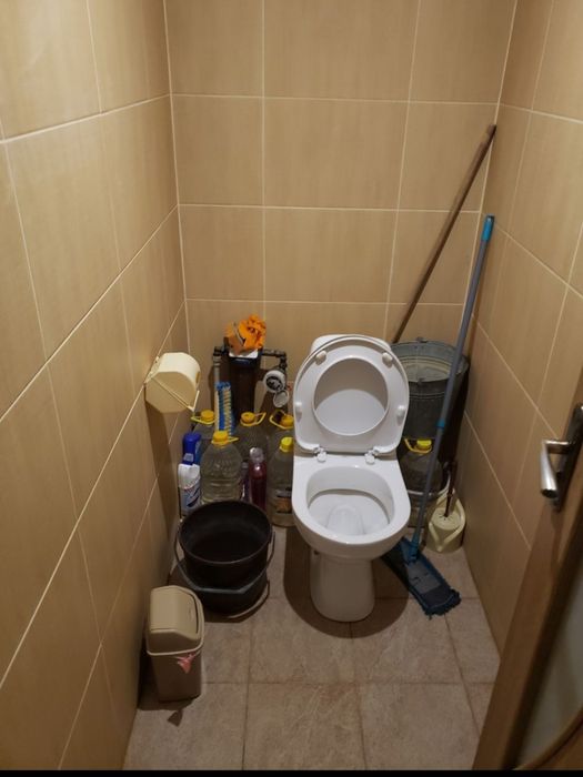 Продаж діючого приміщення.