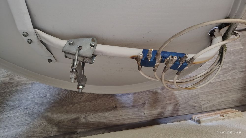 Комплект супутникового обладнання