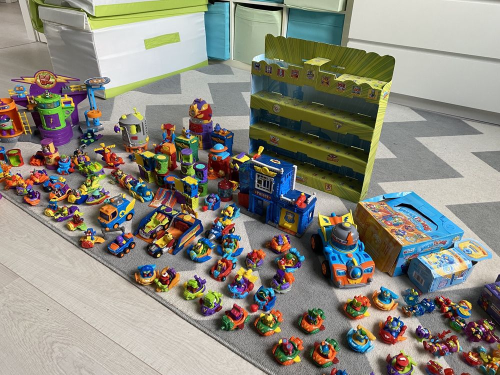 Super Zings Atak na tajne laboratorium Splatterman i Dr Chomper