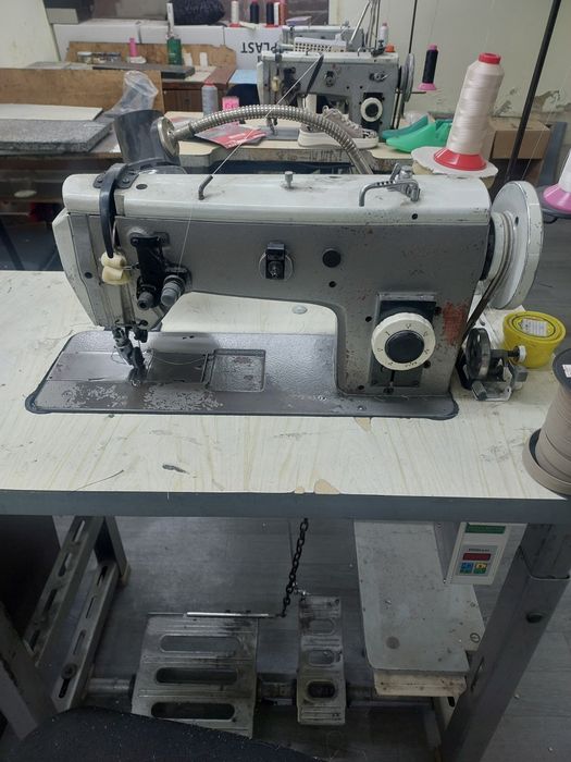 Продам обувные швейные машинке 330 клас