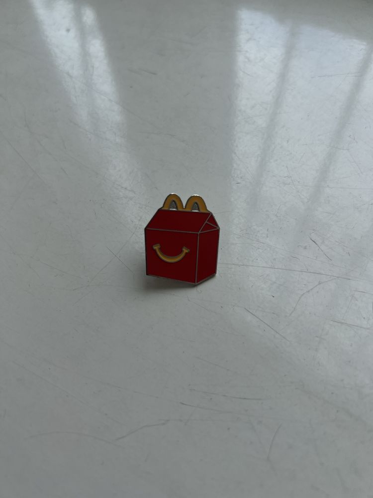 Значок пакету хеппі міл з McDonald‘s