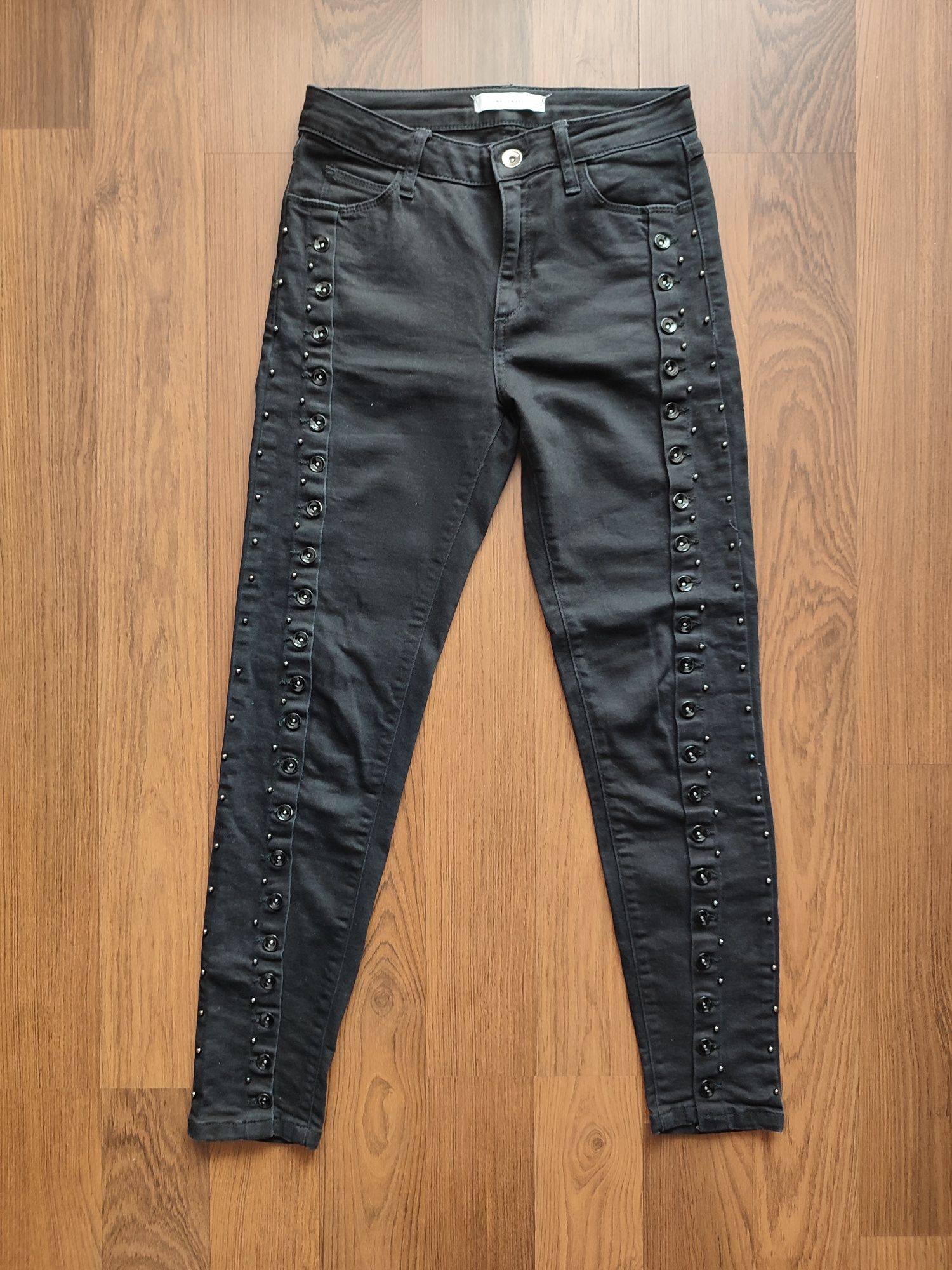 Spodnie jeansowe Reserved 36 czarne